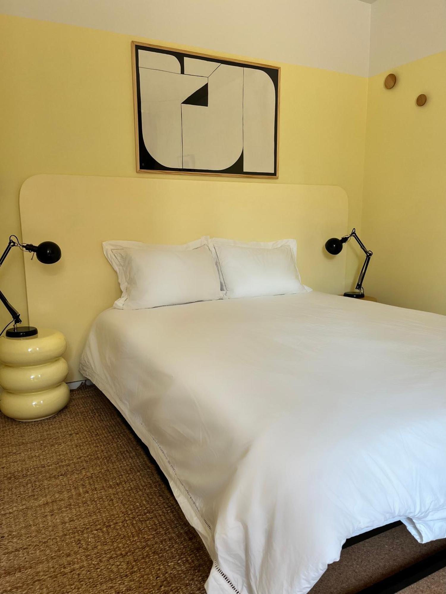 Bed and Breakfast Red Cat In Bed Eenrum Exterior foto
